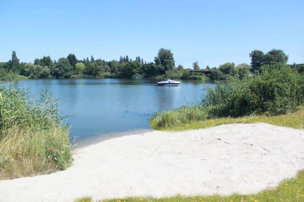Dein Lieblingsplatz Hotel Parey Екстериор снимка